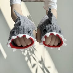 Soft yarn Shark fingerless gloves. A unique gift for anyone with a sense of humor! Soft and and funny mittens. Extremely comfortable and warm. One Size fits most / Unisex Recommend Man&Woman Hand knitted, warm, long-lasting and amazingly cozy mittens. Perfect little gift for your loved ones! * * * D E T A I L S * * * Length: 19cm Width: 10cm Weight: 46g Available in 2 colors Gray Blue CARE INSTRUCTIONS *Handwash gently in cool or lukewarm water and lay flat to dry. *Due to the monitor's brightne Shark Accessories, Fingerless Gloves Crochet, Crochet Shark, Bruges Lace, Easy Crochet Animals, Woman Hand, Gloves Design, Crochet Fingerless Gloves, Fingerless Gloves Knitted