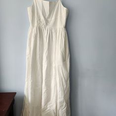 This Gorgeous Piece By Olivacous Is The Ultimate Summer Dress. Unfortunately, It Is Too Small To Fit Me. The Tag Says Small,However, I Feel An Extra Small Would Fit Into This. It Has Never Been Worn And Comes From A Small Boutique In Charleston, South Carolina. The Dress Is Made 100% Out Of Cotton. Chic Cotton Unlined Maxi Dress, Lined Cotton Maxi Dress For Day Out, Chic Unlined Cotton Maxi Dress, Cotton Lined Maxi Dress For Day Out, Cotton Maxi Length Lined Dresses, Cotton V-neck Maxi Dress For Casual Wear, Fitted Cotton Dress Unlined, Fitted Cotton Maxi Dress For Brunch, Fitted Unlined Cotton Dresses