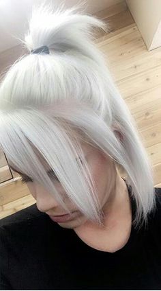 👴🏻🧓🏻👳🏻‍♀️👳🏻‍♂️👩🏻‍🦳👨🏻‍🦳 Grey Balayage, Icy Hair, Blonde Ideas, Health Hair