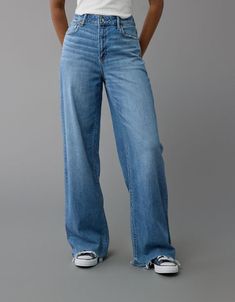 AE Dreamy Drape Stretch Super High-Waisted Baggy Wide-Leg Jean Jean Ideas Outfit, Cheap Cute Jeans, Baggy Jeans American Eagle, Plus Size Loose Jeans, Jeans With No Holes, Cute Jeans Baggy, Pants Trend 2024, High Waisted Baggy Jeans Outfit, Cute Pants For School