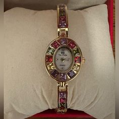 Kollections Mural Vintage Watch Multicolored And Gold Perfect Condition. New With Tags. Never Worn. Vintage Watches Women, Watches Women, Vintage Watches, Red Gold, Womens Watches, Gadgets, Mural, Womens Sizes, Tags