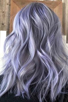 Lavender Hair Ideas, Lavender Grey Hair, Silver Purple Hair, Purple Grey Hair, Stylish Hair Colors, Peekaboo Hair