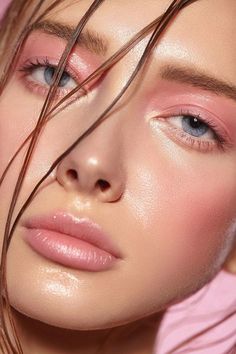 Editorial Make-up, Rosa Make-up, Light Skin Makeup, Maquillage On Fleek, Monochrome Makeup Look, Best Wedding Makeup, Simple Makeup Looks, Beauty Make-up, Clear Skin Tips