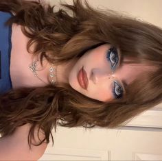 Aquarium Makeup, Blue Eyeshadow Makeup, Eyebrow Trends, Funky Makeup, Christmas Makeup Look, Swag Makeup, Cool Makeup Looks, Ethereal Makeup, Dope Makeup