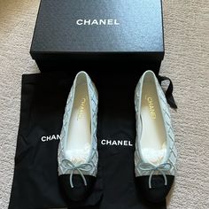 No Lowball Offers Will Be Considered. Brand New Never Worn Nwt Chanel 23p Denim Quilted With Black Cap Toe Cc Logo In Size 40. Size 40 Best Fits True Size 9-9.5 (In My Opinion). More Flex On 3b@Y. Comes With Box And A Chanel Dust Bag For Each Shoe. Rare To Find Runway Featured. Final Sale No Returns. Poshmark Authenticates This Item For You With Purchase. Denim Quilt, Black Cap, Flat Color, Cc Logo, Ballerina Flats, Chanel Shoes, Chanel Ballet Flats, Flat Shoes Women, Loafer Flats