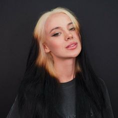 Bleached Roots Black Hair, Ghost Roots, Dark Hair Dye, Blonde Beard, Anime Hair Color, Hair Color Images, Hair Dye Tips, Goth Hair, Hair Color Crazy