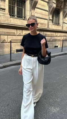 Spring Trousers Outfit, Casual Spring Outfits, Vsco Girl Aesthetic, Spring Ootd, Cute Pose, Overalls Outfit, Spring Work Outfits, Daily Outfit Inspiration, Dinner Outfit