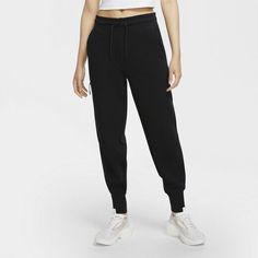 Nike Joggers Women, Nike Tech Pants, Black Nike Tech, Nike Tech Fleece Pants, Fleece Pants Women, Nike Products, Joggers Women, Tech Pants, Nike Sportswear Tech Fleece