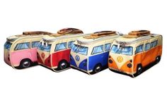 Carry your lunch in style and show off your love of VW camper vans with this fully insulated lunch bag Essential Camping Gear, Vw Camper Van, Vintage Lunch Boxes, Vintage Lunch, Volkswagen Camper, Best Lunch Bags, Vw Campervan, Vw Van, Volkswagen Bus