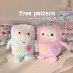 two small stuffed animals sitting next to each other on a shelf with the caption free pattern