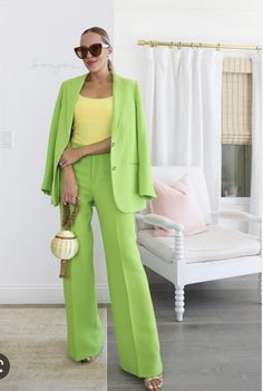 Lime Green Trouser Outfit Women, Lime Green Suit For Women, Light Green Suit For Women, Light Green Blazer Outfits For Women, Light Green Trousers Outfit, Light Green Outfits For Women, Lime Green Blazer Outfit, Lime Green Pants Outfit, Green Blazer Outfits