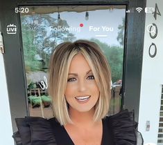 Root Melt Blonde Short Bob, Blonde Bob Root Melt, Shadow Root Bob, Shadow Root Blonde Short Bob With Bangs, Root Melt Blonde Short, Blonde Bob Root Shadow, Blonde Bob Smudged Roots, Tabatha Coffey, Bob Haircut For Fine Hair