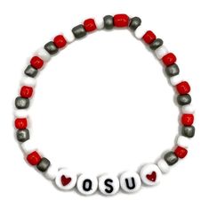 ❤️ Ohio State Gray, Red, and White Elastic Beaded Bracelet.  ❤️ It's fun and light and can be worn alone or with other bracelets. ❤️ Great gift for Ohio State acceptance, bed party, graduation or alumni ❤️ Please note bead pattern may change with different sizes. Bed Party, Osu Buckeyes, Ohio State University, Bead Pattern, Ohio State Buckeyes, Elastic Bracelet, Red And Grey, Ohio State, State University