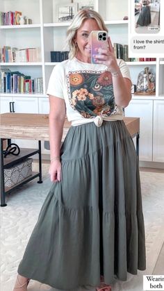 Modest Mom Outfits Fall, Mom Modest Outfits, Mom Vibes Outfit, Mid Sized Fall Fashion, Plus Size Soft Natural Kibbe, Curvy Everyday Outfits, Casual Skirts Outfit, Boho Mid Size Outfits, Boho Chic Outfits Midsize