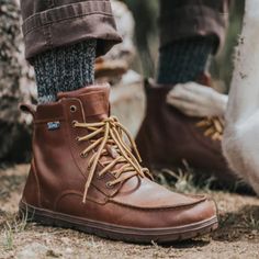 Lems Leather Boulder Boots Russet Brown Size: 10 Us Good Preowned Condition Lems Boulder Boot, Mens Casual Boots, Lems Shoes, Barefoot Boots, Rugged Boots, Mens Boots Casual, Outdoor Men, Winter Shoes, Men Winter