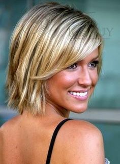 Hot Sale Woman Casual Short Straight Wig with Side Bang 10 Inches Makes You More Charming Hair Magazine, Short Layered Haircuts, Haircuts For Fine Hair, Keira Knightley, Short Hairstyles For Women, Bobs Haircuts, Fine Hair, Bob Hairstyles, Hair Trends