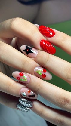 Diseño de uñas cherry 🍒 Nails Cherry, Green Acrylic Nails, Purple Acrylic Nails, Gelish Nails, Cherry Nails, Ideas Nails, Cute Gel Nails, Exotic Nails, Nails Inspo