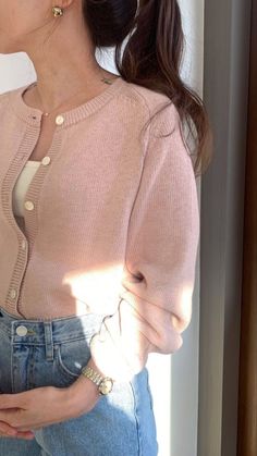 Pastor Outfit Women, Winter Outfits For Soft Summer, School Tour Outfit, Light Pink Flats Outfit, Rainy Formal Outfit, Modern Feminine Outfit, Light Academia Fall Outfits, Feminine Outfits With Jeans, Casual Conservative Outfits