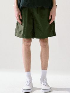 This is a casual and comfortable shorts that are made out of high quality nylon 100% fabric. With design detail of mesh lining for high air permeability, adjustable string on the waistband, and side vents, you can style it for casual and trendy outfit. - Side vents detail- Double stitches overall- Zipper pocket on the back- Mesh lining for high air permeability Comfortable Shorts, Trendy Outfit, Running Shorts, Short Pants, Design Details, Trendy Outfits, Zipper Pocket, Overalls, Mesh