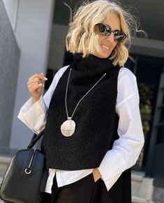 Casual Outfit Inspiration, Boho Chic Outfits, Casual Work Outfits, Looks Chic, 가을 패션, Mode Vintage, Curvy Fashion, Preppy Style, Sweater Vest