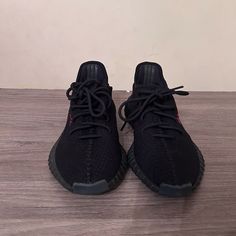 Size 11 Worn Og All Proof Of Purchase Mens Yeezy, Yeezy Shoes, Athletic Shoes, Men's Shoes, Black And Red, Man Shop, Red, Black, Color