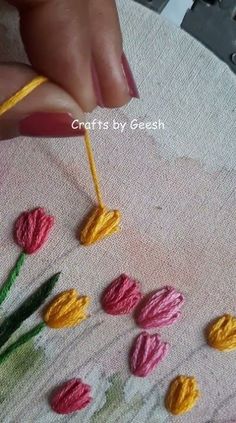 Tulip hand embroidery - Tulips - Lazy Daisy stitch - Spring flowers All Stitches Embroidery, How To Make Embroidered Flowers, Tulip Flower Embroidery Design, Hand Embroidered Tulips, Crochet Flower Embroidery, Bullion Flowers Hand Embroidery, Embroidered Tulips Flower, Vase Of Flowers Embroidery, Tulip Embroidery Tutorials