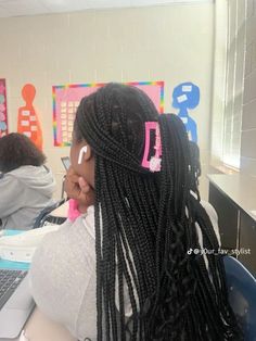 Claw Clip Hairstyles Boho Braids, Swoop With Claw Clip Braids, Braids With Clips Hairstyles, Claw Clip Hairstyle Box Braids, How To Style Goddess Braids With A Claw Clip, Half Up Half Down Claw Clip Braids, Claw Clip In Braids, Braid Hairstyles With Claw Clip, Box Braids Hairstyles With Claw Clip