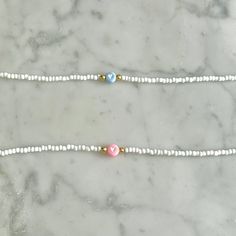 - Perle Heishi, Friendship Bracelets With Beads, Beaded Necklace Diy, Diy Bracelet Designs, Diy Bracelets Patterns, Handmade Wire Jewelry, Moon Jewelry, Beaded Bracelets Diy, Beaded Accessories