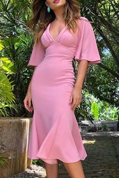 Tea Length Homecoming Dresses, Elegant Cocktail Dress, Pink Cocktail, Cocktail Sauce, Pink Cocktail Dress, Cocktail Dress Vintage, Cocktail Attire, Formal Party Dress, Tea Length Dresses