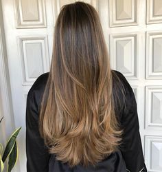 Brown Hair Fade, Amber Hair, Haircuts For Medium Length Hair, Hair Upstyles, Honey Blonde Hair