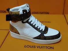 ��PRODUCT DETAILS��Includes Shipping bags, dustbag sleeper, care manual, booklet, tag. Jordans Red, Brown Sneakers Women, Sneakers Louis Vuitton, Louis Vuitton Shoes Sneakers, Shoes Cheap, Lv Shoes, Brown Sneakers, Louis Vuitton Official, Louis Vuitton Shoes