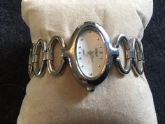 Cheap Vintage Silver Watch Accessories, Vintage Silver Watch, Work Watch, Jewelry Lookbook, Ladies Watch, Jewelry Inspo, Retro Look, Wrist Watches, Price Tag