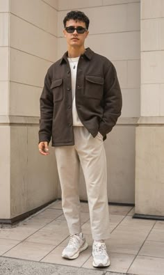 15 Must-Have Fall Travel Outfits: Your Ultimate Guide to an Autumn Getaway Mens Engagement Outfits Fall, College Outfits Men Winter, Slim Boys Outfit, College Boy Outfits, Outfit Homme