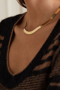 Gold Herringbone XL gold vermeil necklace | LOREN STEWART | NET-A-PORTER Gold Necklace Outfit, Gold Link Necklace, Necklace Outfit, Ear Crawler Earrings, Gold Jewelry Simple Necklace, Real Gold Jewelry, Herringbone Chain, Herringbone Necklace, Luxury Necklace