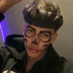 Easy Boy Halloween Makeup, Skeleton Makeup On Men, Boy Skull Makeup, Skeleton Man Makeup, Half Skeleton Makeup Men, Simple Skeleton Makeup Men, Skeleton Makeup Male, Men’s Skeleton Makeup, Catrin Costume