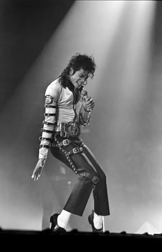 Michael Jackson On Stage, R&b Artists, Joseph Jackson