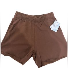 Very Comfy Sweatshorts, Never Worn Before, High Waisted Summer Biker Shorts With Pockets, Basic Relaxed Fit Summer Shorts, Casual Summer Biker Shorts With Pockets, Casual Biker Shorts With Pockets For Summer, Casual Athletic Shorts For Beach Season, Basic Shorts With Pockets, Basic Summer Athletic Shorts With Short Leg, Basic Athletic Shorts For Summer, Basic Summer Athletic Shorts