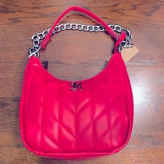 Brand New With Tags Steve Madden Chevy Red Shoulder Bag Removable Red Leather Strap And Chain Strap Several Inner Pockets, One With A Zipper Red Everyday Shoulder Bag With Chain Strap, Red Square Shoulder Bag With Chain Strap, Red Shoulder Bag With Chain Strap, Red Shoulder Bag With Silver-tone Hardware For Evening, Red Bags With Silver-tone Hardware For Everyday, Steve Madden Burgent Bag, Red Shoulder Bag With Silver-tone Hardware For Everyday, Red Evening Shoulder Bag With Silver-tone Hardware, Everyday Red Shoulder Bag With Silver-tone Hardware