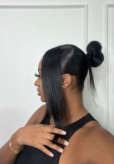 Hairstyles For Short Hair Ponytail, Short Hair Ponytail, Natural Straight Hair, Sew In Hair Extensions, Pretty Braided Hairstyles, Hair Ponytail