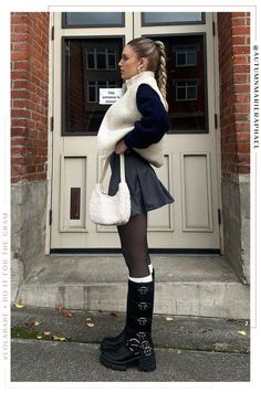 Miu Miu Boots Outfit Winter, Knee High Boots Outfit Christmas, Buckle Biker Boots Outfit, Costumes With Knee High Boots, Winter Biker Boots Outfit, Knee High Moto Boots Outfit, Steve Madden Boots Outfit Winter, Outfits With Knee Socks, Knee High Rain Boots Outfit