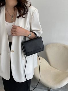 Black Fashionable   PU Leather Plain Square Bag Embellished   Women Bags