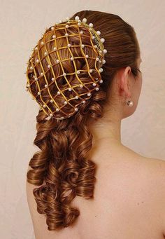 Historical Hairstyles, Medieval Hairstyles, Hair Nets, Prom Ideas, Hair Net, Fairy Wings, Vintage Hairstyles, Larp