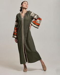 Women's Embroidered Long Sleeve Linen Dress Green  70% linen, 30% viscose, classic shirt-dress with long sleeves, versatile green colour, ideal for spring and summer, sizes XS to 4XL, machine washable on gentle cycle, perfect for casual wear Embroidered Long Sleeve Linen Dress For Spring, Spring Vacation Linen Dress With Long Sleeves, Spring Vacation Long Sleeve Linen Dress, Spring Embroidered Folk Linen Dress, Long Sleeve Linen Dress For Vacation, Traditional Green Fall Dresses, Spring Embroidered Relaxed Fit Dress, Spring Folk Style Embroidered Linen Dress, Green Linen Long Sleeve Dress For Beach