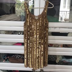 Sparkle Dress Size Xs Never Worn. Sequin Hippie Dress, Gold Sleeveless Sequin Dress For Spring, Fitted Hippie Mini Dress, Multicolor Mini Hippie Dress, Gold Knee-length Mini Dress For Summer, Sequin Dress 70’s, Hippie Boho Dress With V-neck And Tassels, Haute Hippie, Gold Cream