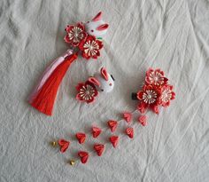 Handmade Japanese Traditional Tsumami Kanzashi Hair Clip Pin Kimono Yukata Outfit Wedding Ornament Watermelon Red Sakura Cute White Rabbit The beauty and grace of flowers, with the soft swing of petals. Perfect for any outfit or yukata! This piece has a very beautiful look for wedding or any other event . Quantity: 1 piece   Suit for yukata and kimono,wedding and any outfit you like. Please see picture for more details. Due to differences in computer monitors, actual colors may vary slightly fro Japanese Traditional Jewelry, Japanese Hair Clips, Japanese Hair Pins, Summer Festival Hair, Yukata Outfit, Sakura Cute, Cute White Rabbit, Doll Wedding Dress, Festival Hair Accessories