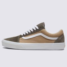 The Iconic Shoe that Brought our Sidestripe to Life: This is the Old SkoolThe Old Skool was our first footwear design to showcase the famous Vans Sidestripe—although back then, it was just a simple doodle drawn by founder Paul Van Doren. Since its debut in 1977, this low-top silhouette has established itself as an icon in the skate, music, and fashion scenes. From 90s street skaters and punks to current hip hop and fashion legends, the Old Skool Canvas Suede has consistently been the go-to shoe for creatives who do things their own way. Iconic low-top, Sidestripe™ shoe Durable suede and canvas uppers Lace-up closure Reinforced toe caps Supportive padded collars Signature rubber waffle outsoles Classic Old Skool™ | Vans Old Skool Canvas Suede Shoes (Block Brown) - 13.0 Men/14.5 Women Street Skater, Vans Store, Footwear Design, Van Doren, Vans Logo, Walk This Way, Snowboard Boots, Vans Old Skool, Side Stripe