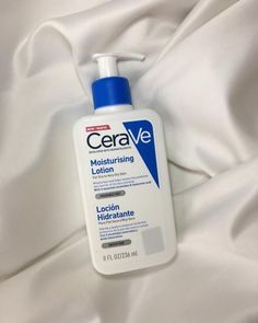 CeraVe Moisturising Lotion for Dry to Very Dry Skin 473 ml with Hyaluronic Acid and 3 Essential Ceramides,No fregrance#moisturisinglotion#moisturizer#CeraVe#affiliatemarketing#amazon Cerave Moisturizer Aesthetic, Cerave Moisturizer Lotion, Cerave Lotion, Aesthetic Bubbles, Cerave Moisturizing Lotion