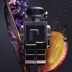 Phantom, the new fragrance by Paco Rabanne. The essence of self-confidence, fueled by feel-good energies. A futuristic aromatic fragrance born from the clash between luxury craftmanship and new-tech, in a robot shaped bottle. A bold scent with notes of addictive creamy lavender, energizing fusing lemon and sexy woody vanilla. Phantom is a fragrance for today, created for tomorrow. Radically different, totally disruptive: Discover Paco Rabanne's first connected bottle ever, tap your phone on the Perfumes Packaging, Invictus Paco Rabanne, Versace Eros Pour Femme, Perfume Luxury, Daisy Eau So Fresh, Dior Fragrance, Fragrance Photography, By Kilian, Marc Jacobs Daisy