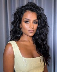 Simone Ashley's smokey eye and nude lip look is perfect for date night, here's how to perfect the look. Simone Ashley, Date Night Makeup, Night Beauty, Best Beauty Tips, Christmas Makeup, Nude Lip, Bride Makeup, Love Hair, Beauty Treatments