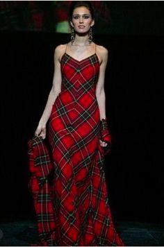 Look 80s, Tartan Kilt, Tartan Dress, Mode Casual, Looks Street Style, Plaid Fashion, 가을 패션, Looks Style